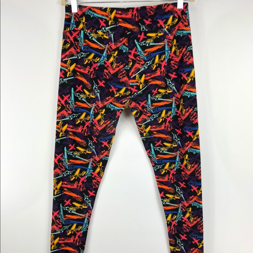 LuLaRoe Airplane Prop Plane Leggings TC Black Red